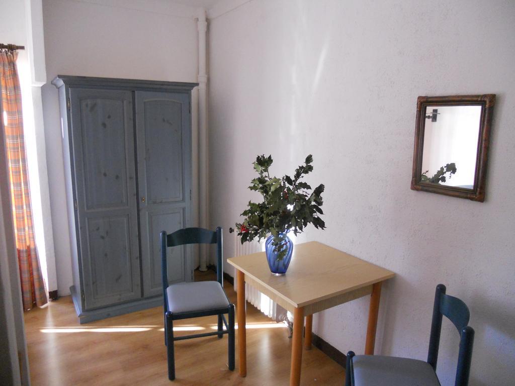 Hôtel - Gîtes U Pozzu Évisa Zimmer foto